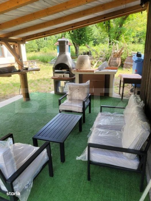Casa de vanzare, 135 mp si 5 hectare de teren, langa Deva