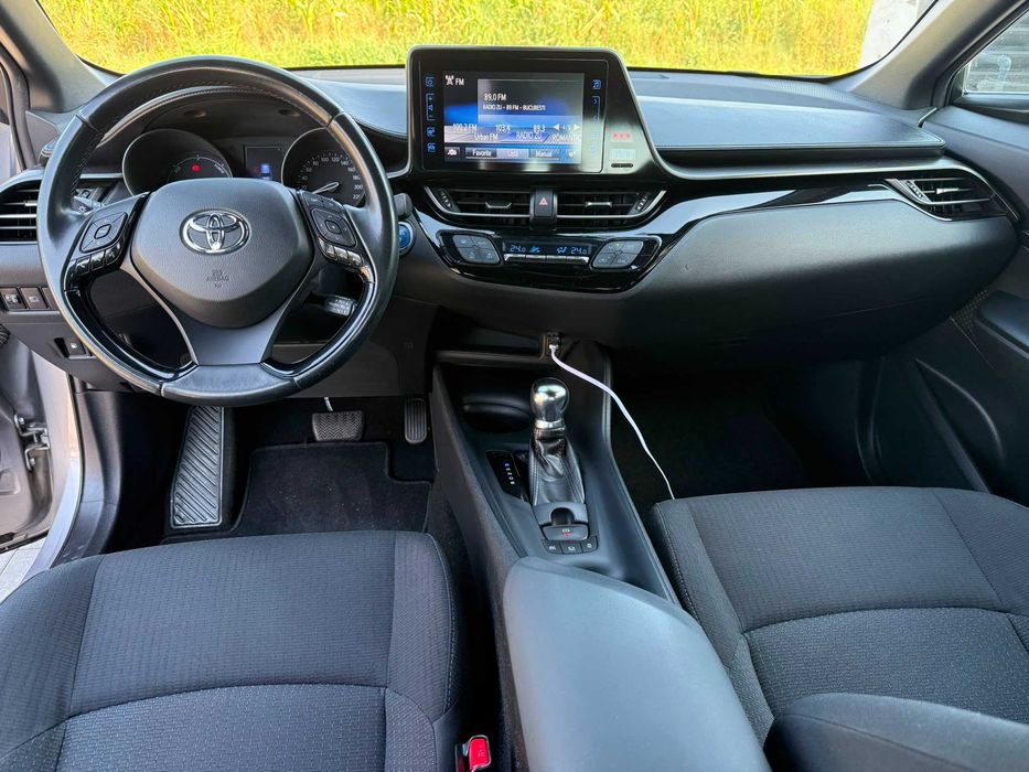 TOYOTA C-HR 1.8 Hybrid / 2018 / Istoric Toyota / Garantie / 120.000 km / Dany Auto Select