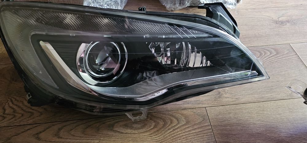 Фарове  Bi Xenon Astra J