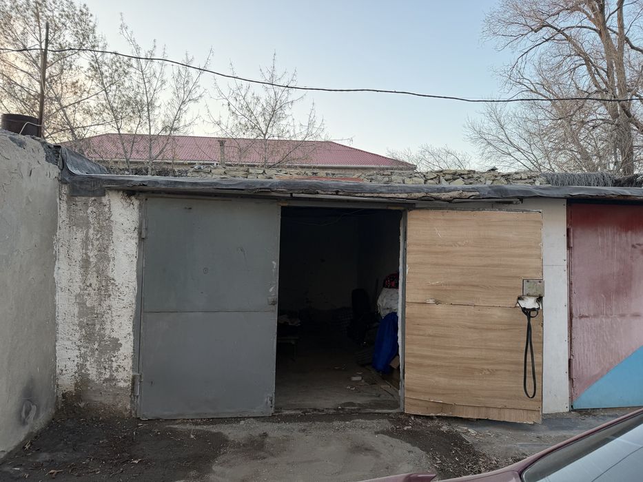 гараж с хорошым местом