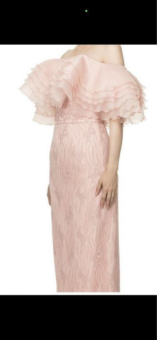 Продам платье новое