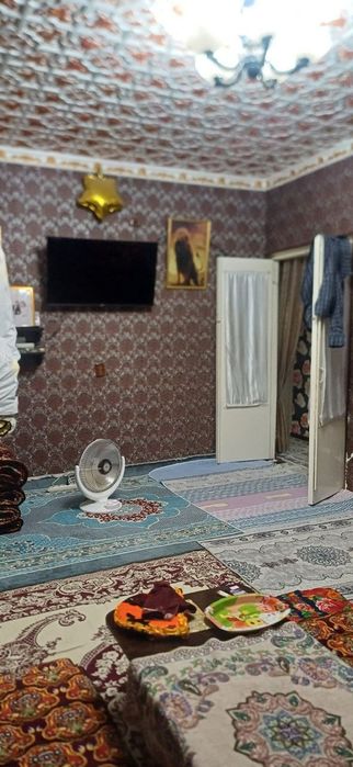 Uy sotiladi dom 3 xonali