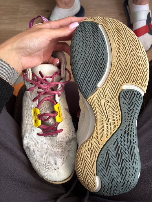 Мъжки баскетболни маратонки