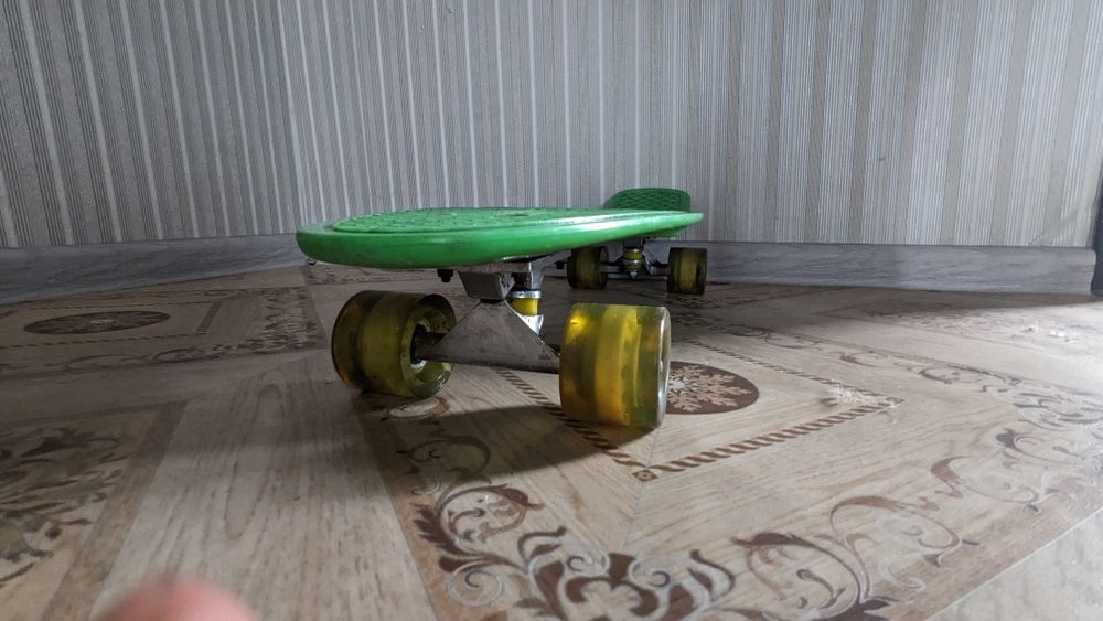 Продам скейтборд