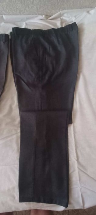 Продаются брюки б/у...