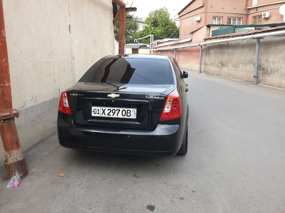 Gentra 2015 Qora 1 evro