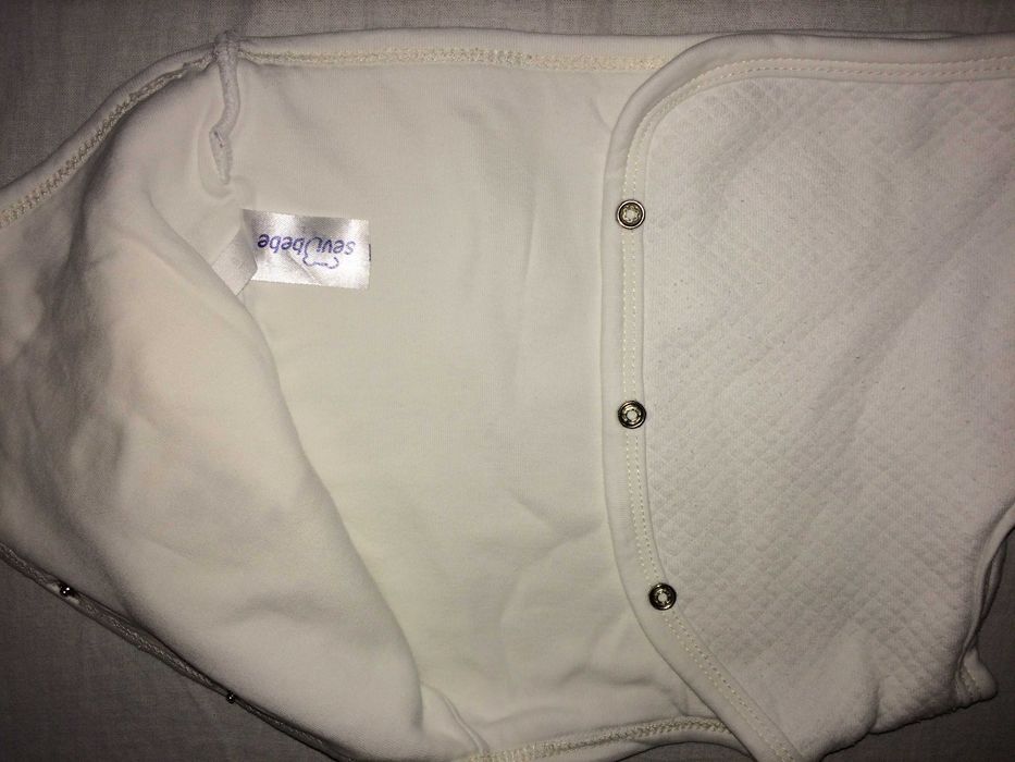 Бебешки ескимос-космонавт