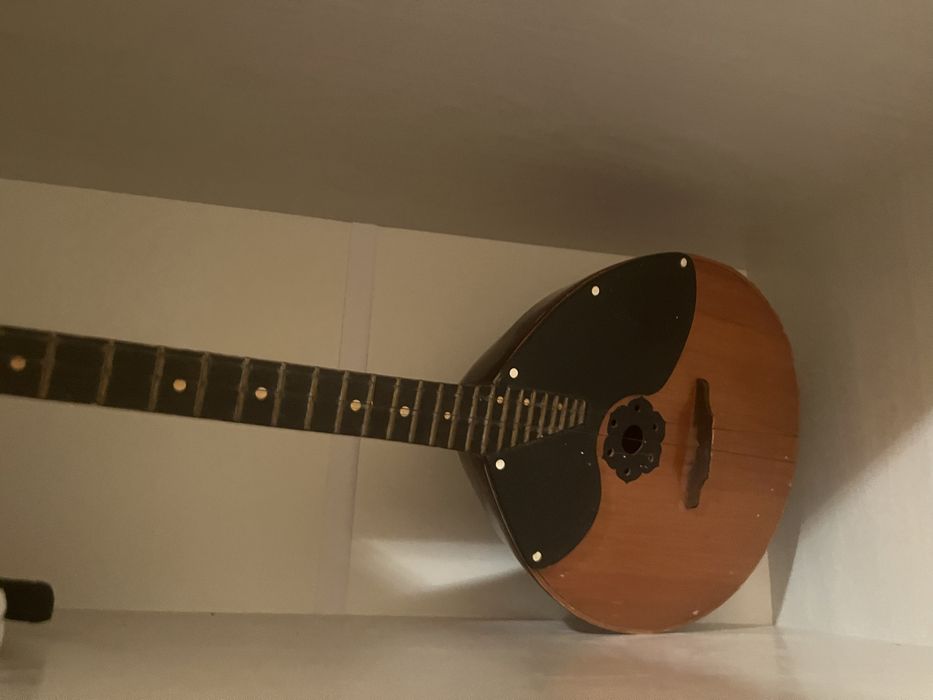 Мандолина балалайка