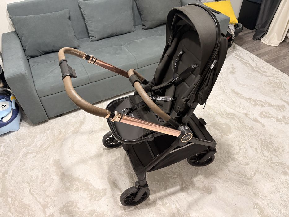Детская коляска Kidilo