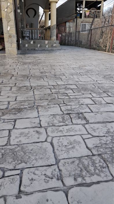 Turnate beton  elcioterizat sau amprentat