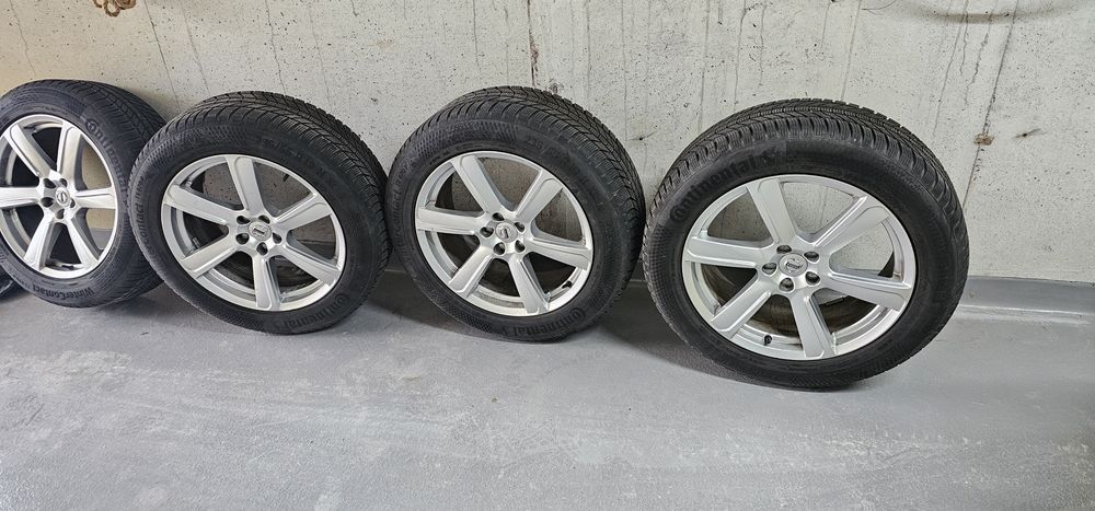 Продавам Гуми с джанти