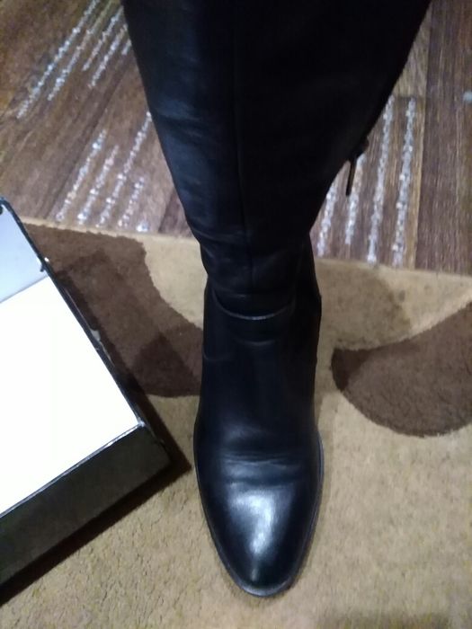 Продам Кожаные полу-сапожки