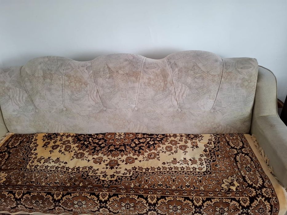 Отдам диван в хрошем состоянии