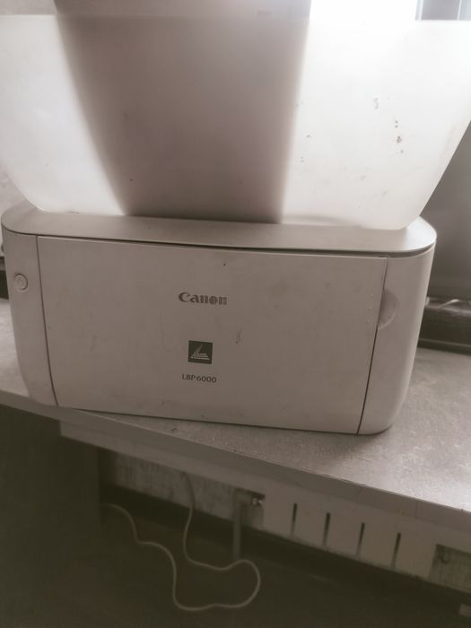 Принтер. Canon LBP 6000
