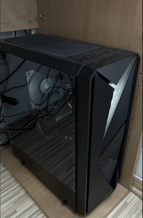 Пълен Gaming Setup