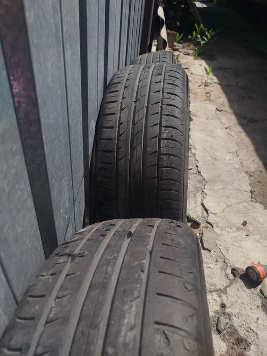Продам шины б/у хорошее состояние