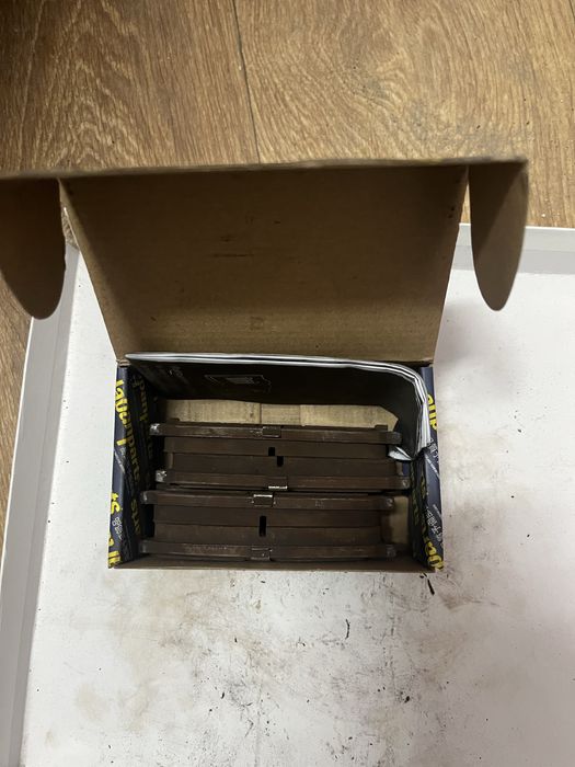 Задние тормозные колодки Прадо 150