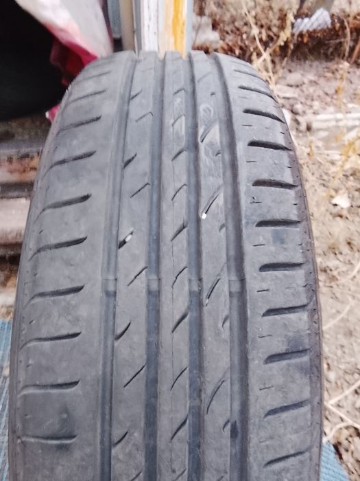 Продам шины размер 15