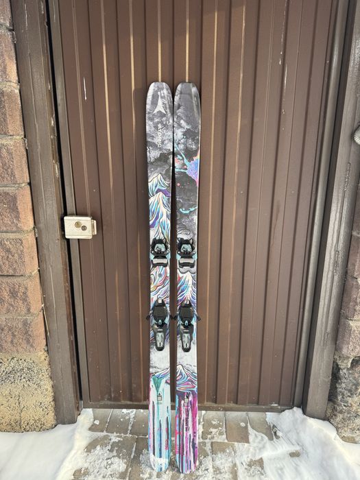 Лыжи Atomic bent 90