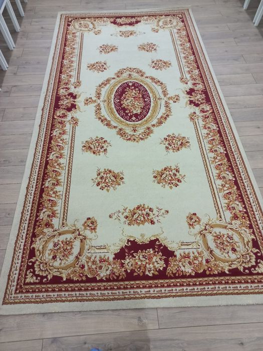 Продам ковёр 2*4м