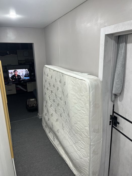 Матрас 160*200 Состояние нормальное.