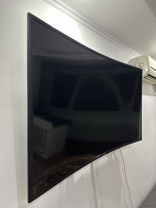 Samsung Smart Tv 120см