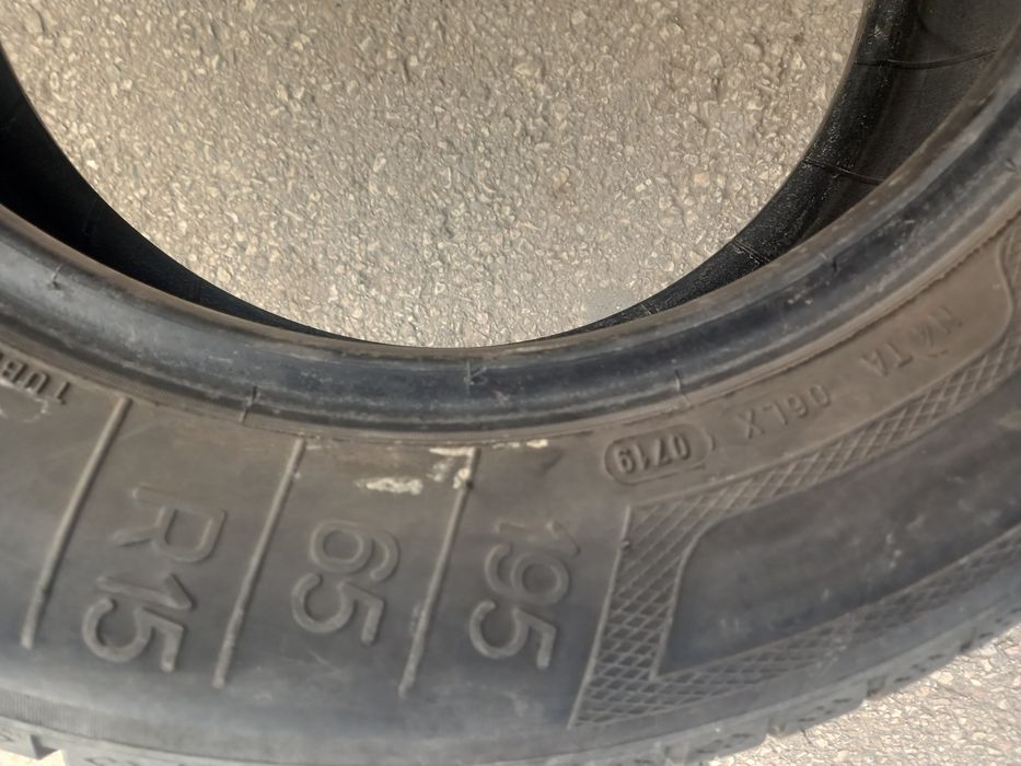 2 броя гуми клебер