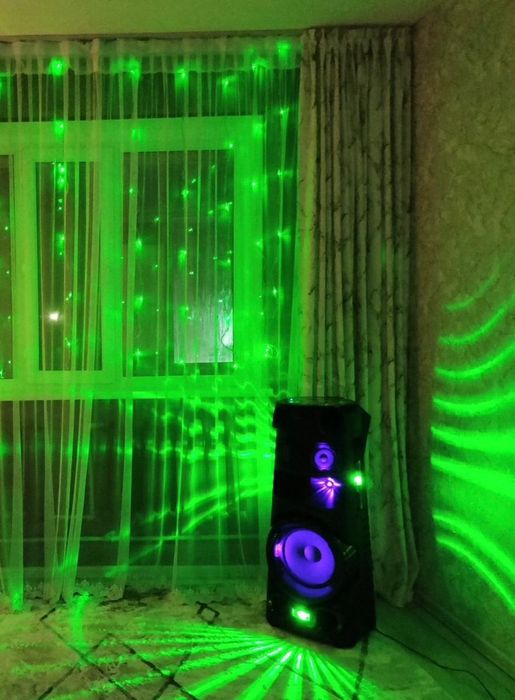 Музыкальный центр SONY MHC-V83D