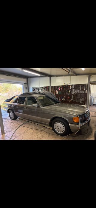 Mercedes w126 260se