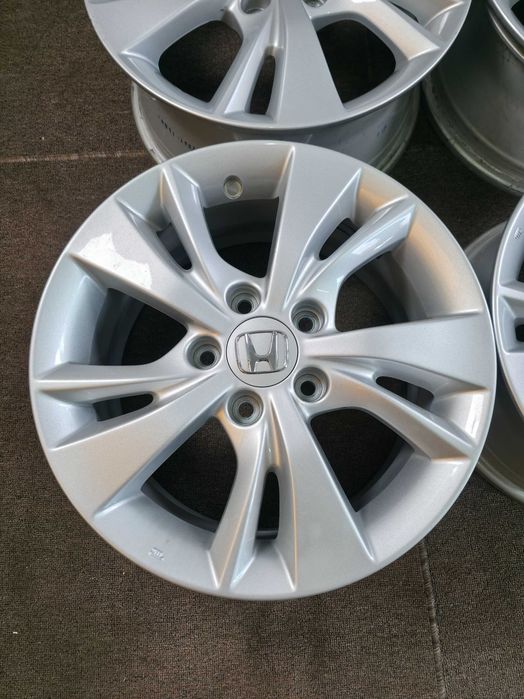 4 Jante Aliaj 5x114.3 16'' 7J ET 55 - OEM Honda Civic ZR-V CR-V - CA NOI !