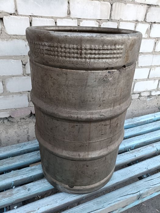 Продам Бочки для пива 2 штуки