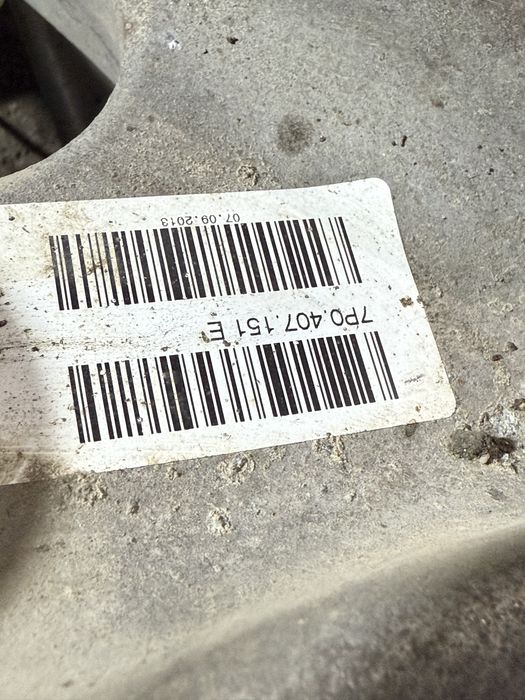 Шенкел ляв , десен ,  носач ляв ,десен  за Porsche Cayenne 958 A92 958