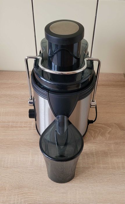 Storcator fructe si legume Europro 500W inox, puternic si compact