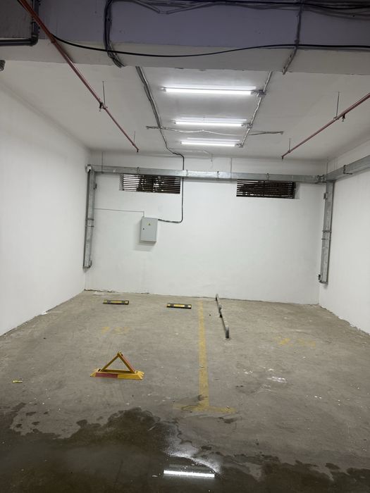 продается парковка