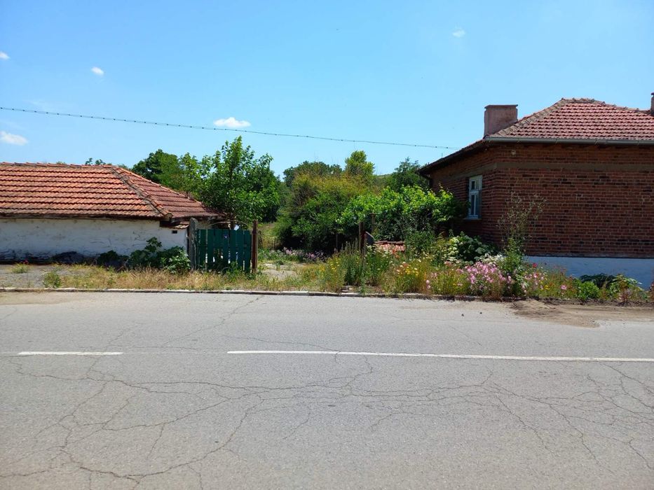 Продава се Къща в с. Овчи кладенец, Област Ямбол - 150 кв.м за 187 €/кв.м - Снимка #2