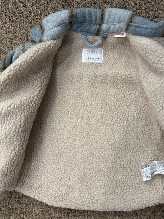 Продам куртку zara