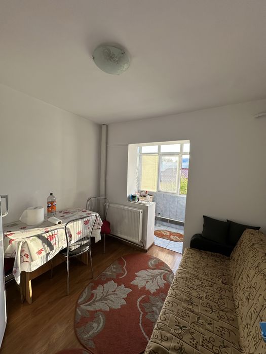 Apartament 2 camere Decomandat 60 mp Etaj 2/4 Centrală termica proprie