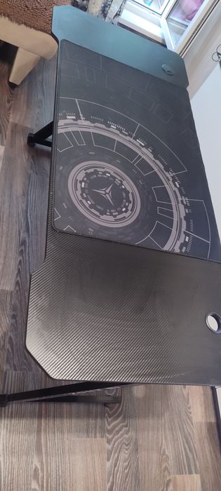 Продам игровой стол zone 51