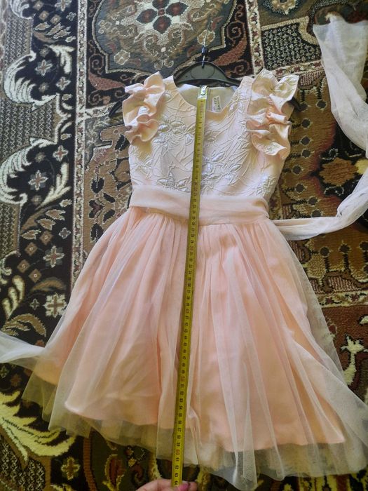 Rochița,  bolerou si pantofi