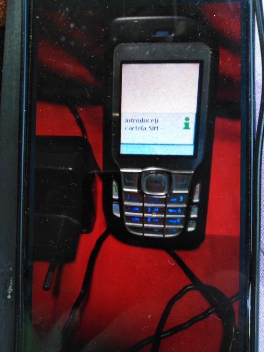 Cu butoane pentru vârstnici