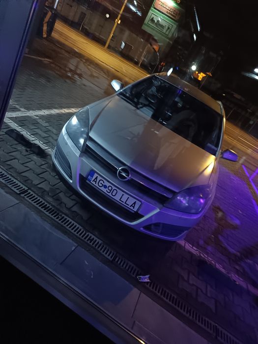 Vând sau schimb Opel Astra h 1.7cdti