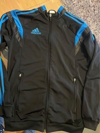 Trening Adidass masura S(recomand pentru un M)