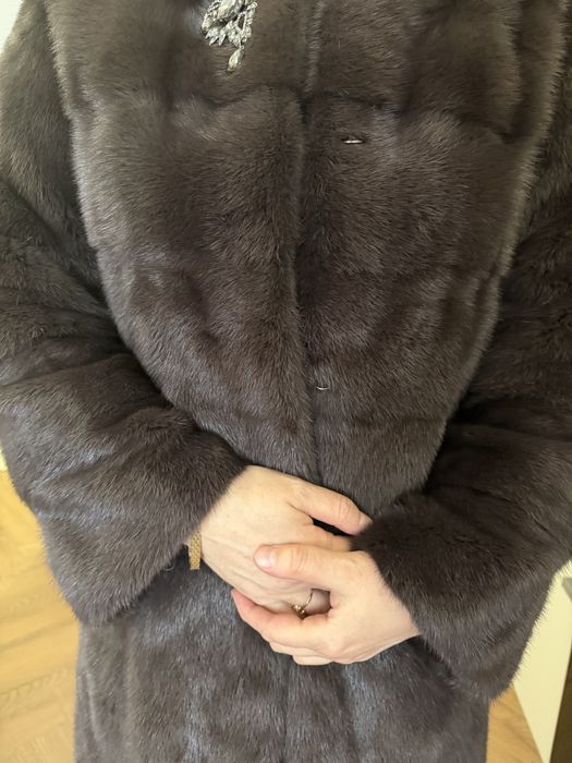 Продается норковая шуба