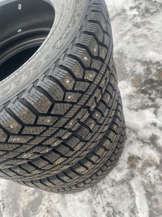 Продам зимнюю резину