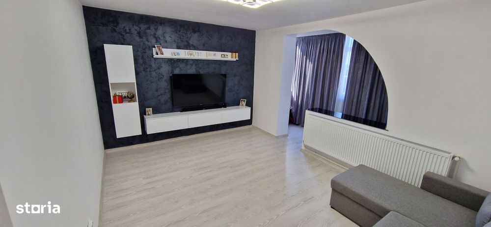 Apartament 2 camere, decomandat, 56 mp, zona Centrala Bals — fotografia 1