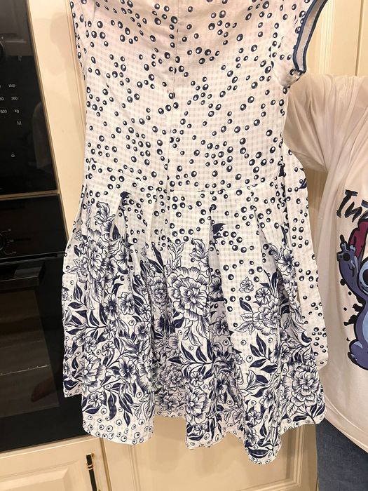 Детские платья и куртки