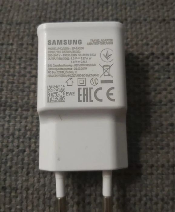 НОВ Смартфон Samsung Galaxy A15 5G Cream + оригинален калъф и зарядно