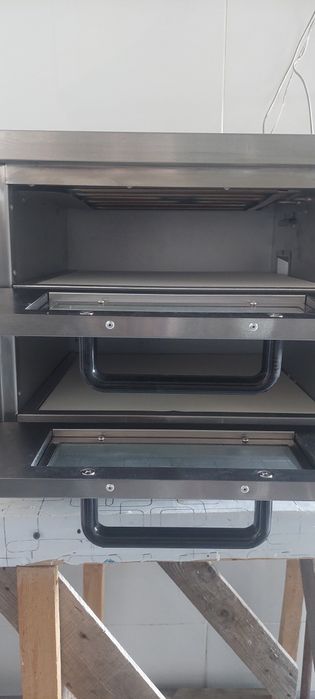 Продам пиццу печь