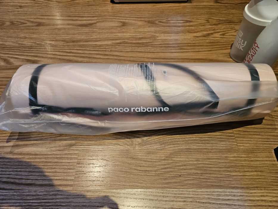 Saltea Yoga/Fit Paco Rabanne 100 , sticle apa/cafea 25 ,55, shaker 25