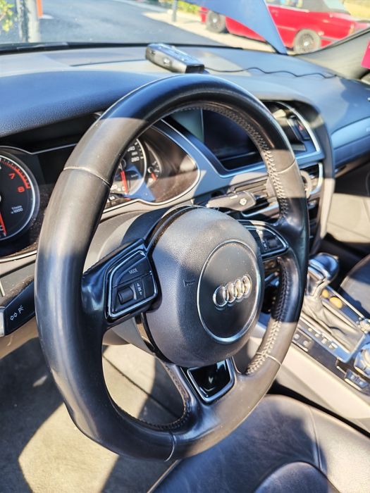 Volan Audi A4 b8 2013